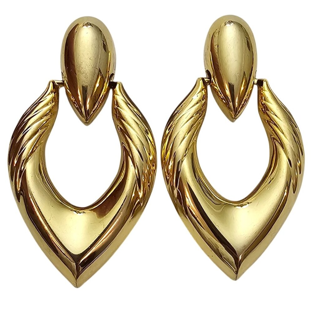 Gold Tone Vintage Knocker Clip On Repousse Earrings C793